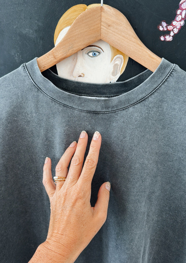 Manhattan Tee